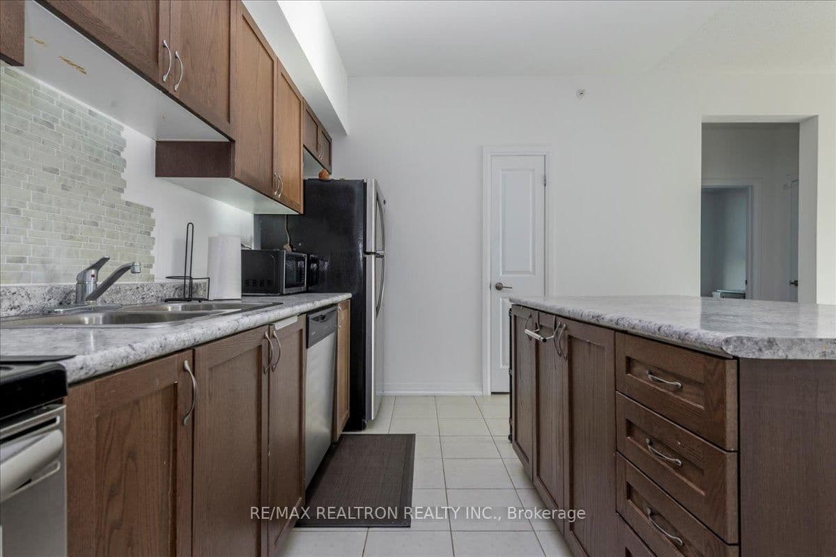 Unit 102 299 Cundles Road, Barrie, ON L4M 0K9 - photo 9 of 26