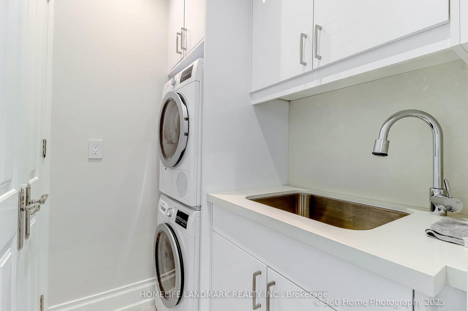 42 Foursome Crescent, Toronto, ON M2P 1W3 - photo 30 of 42