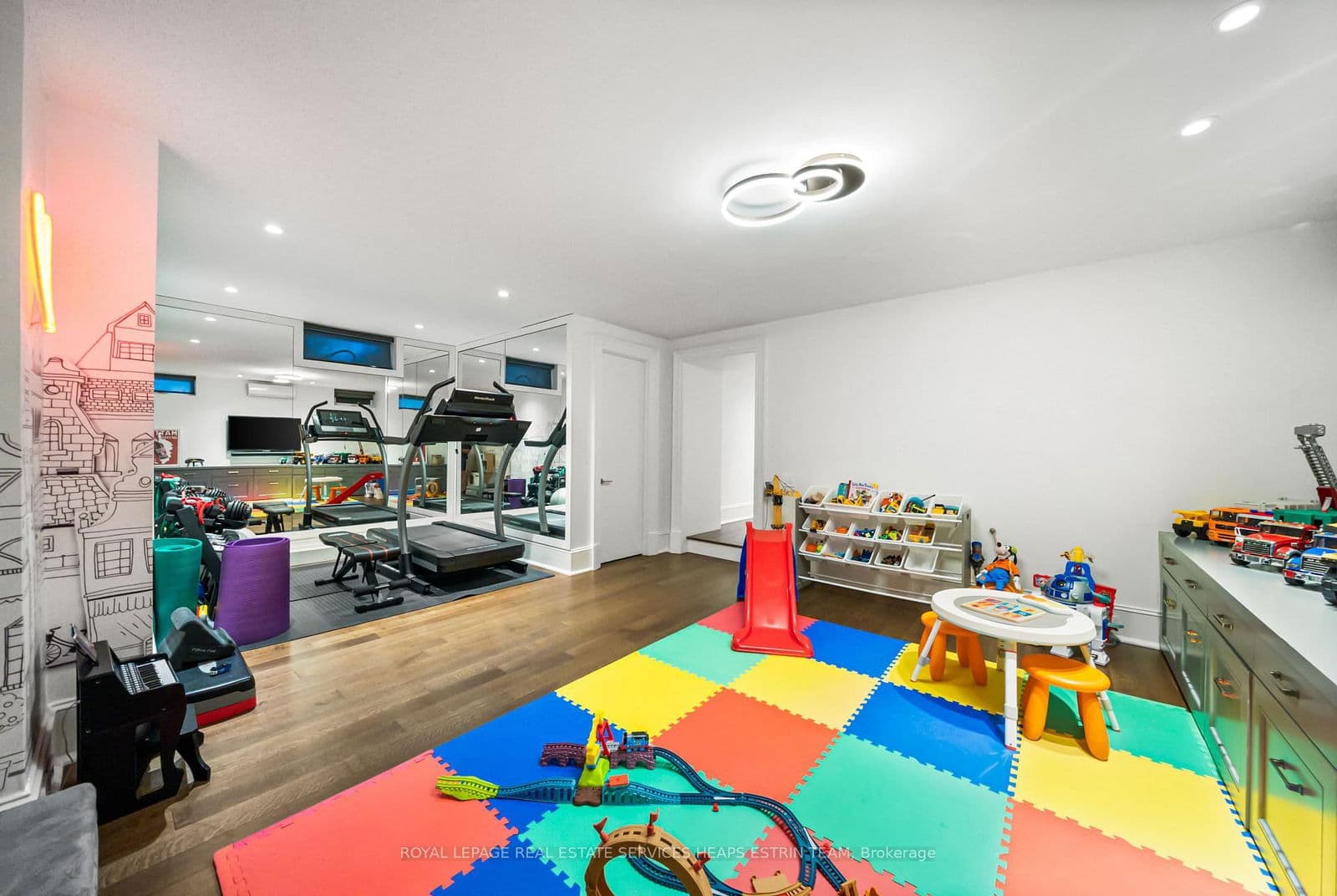 150 Douglas Drive, Toronto, ON M4W 2B7 - photo 41 of 50