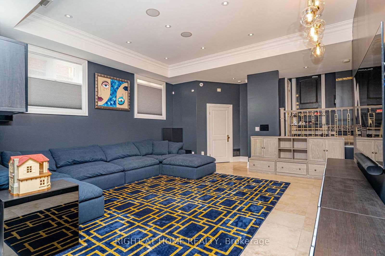 377 Brooke Avenue, Toronto, ON M5M 2L5 - photo 33 of 48