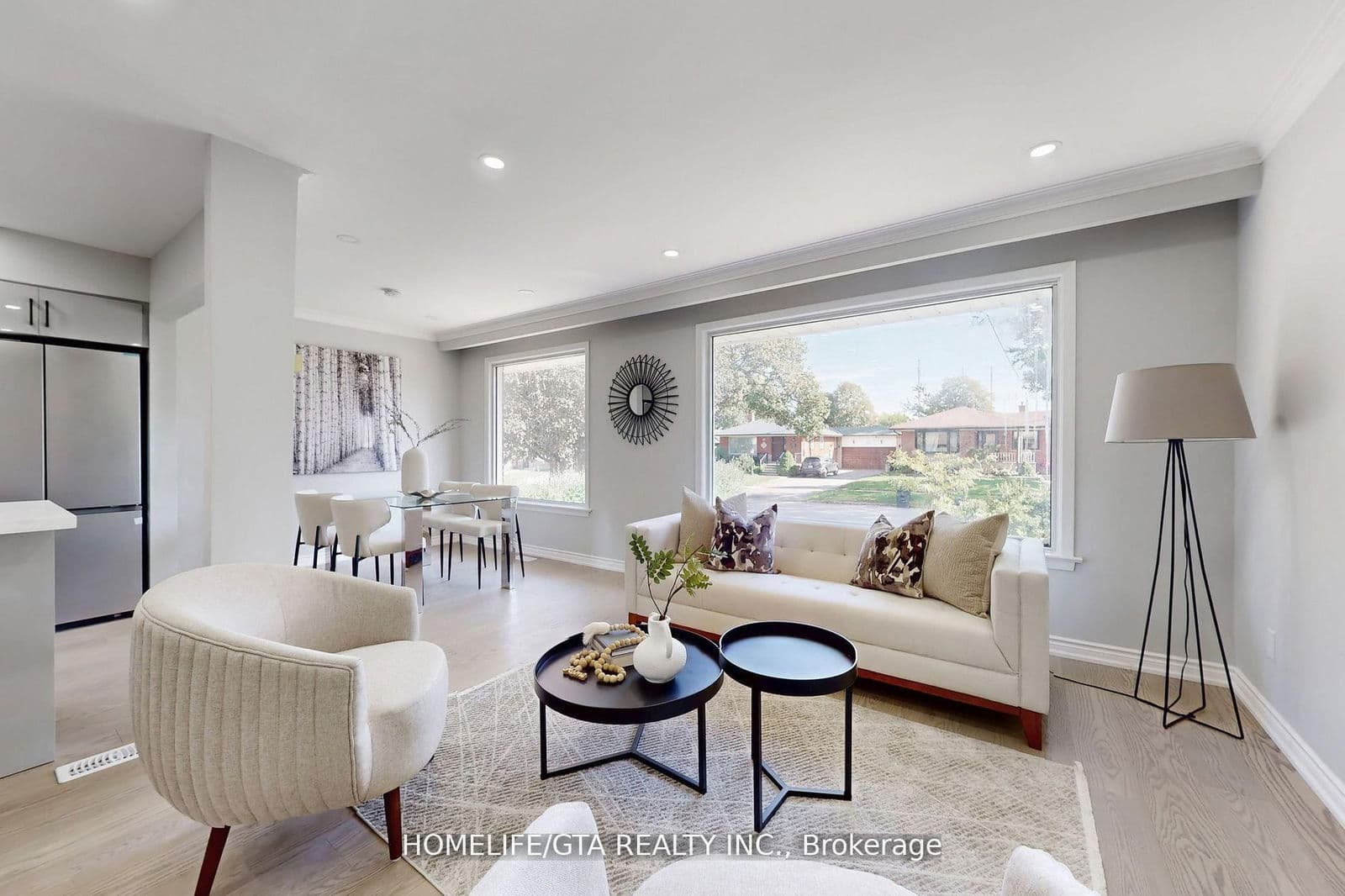 16 Woolwick Drive, Toronto, ON M1H 2J1 - photo 2 of 48