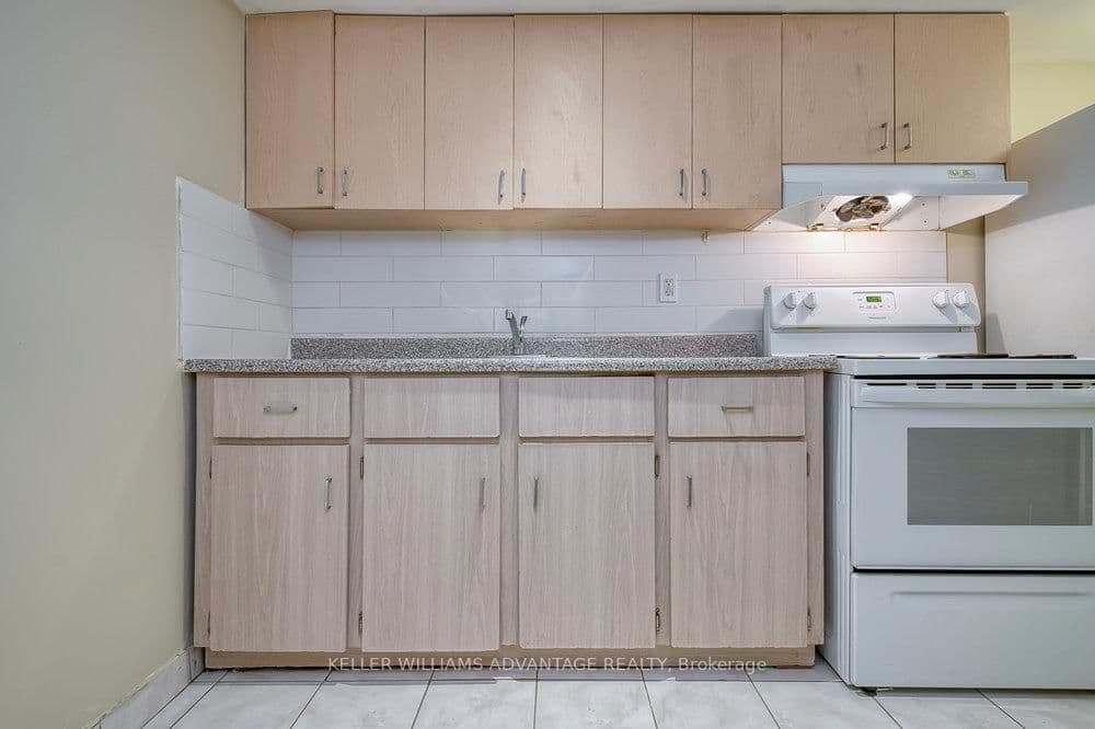 218 Broadview Avenue, Toronto, ON M4M 2G5 - photo 28 of 42