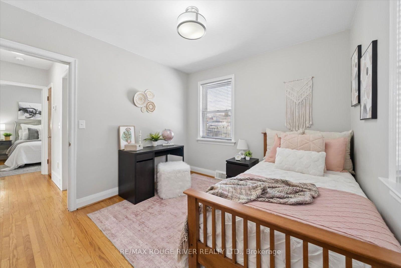 112 Wellington Avenue, Oshawa, ON L1H 3X9 - photo 22 of 39