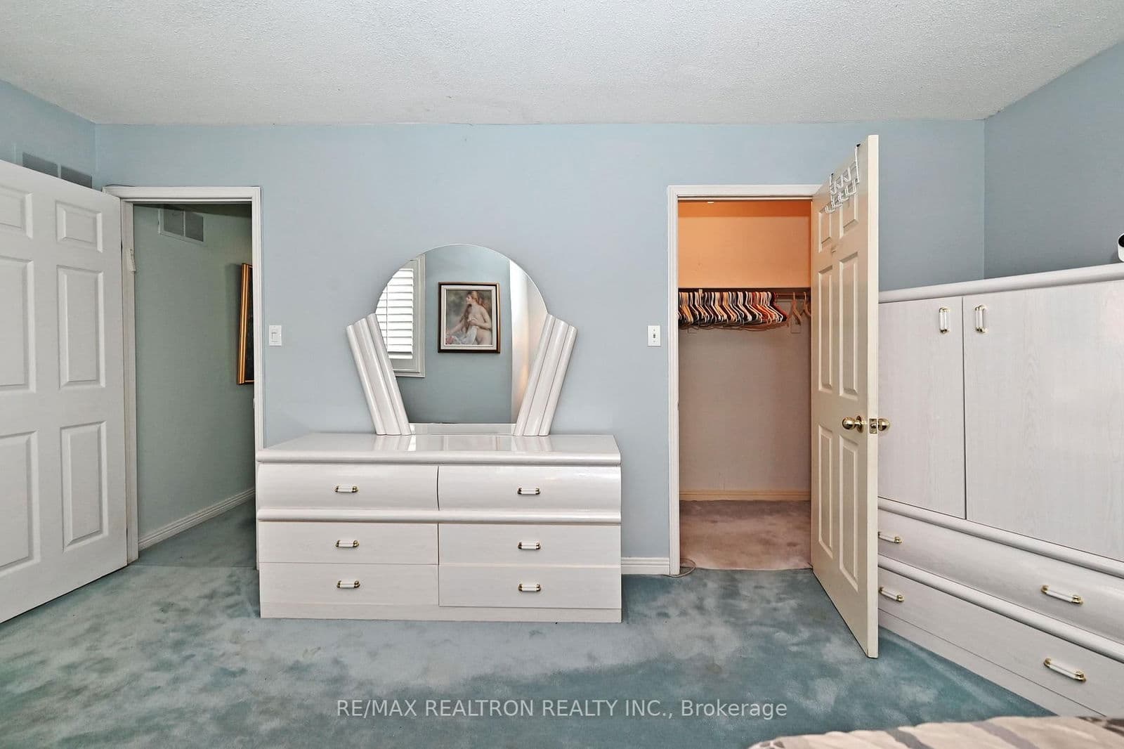 143 Spring Gate Boulevard, Vaughan, ON L4J 3B2 - photo 28 of 44