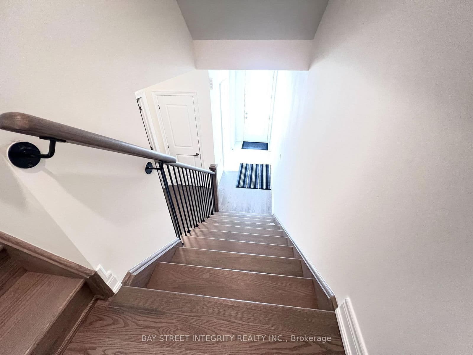 139 Berczy Green Drive, Markham, ON L6C 3P5 - photo 2 of 23