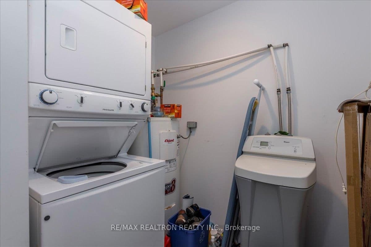 Unit 102 299 Cundles Road, Barrie, ON L4M 0K9 - photo 24 of 26