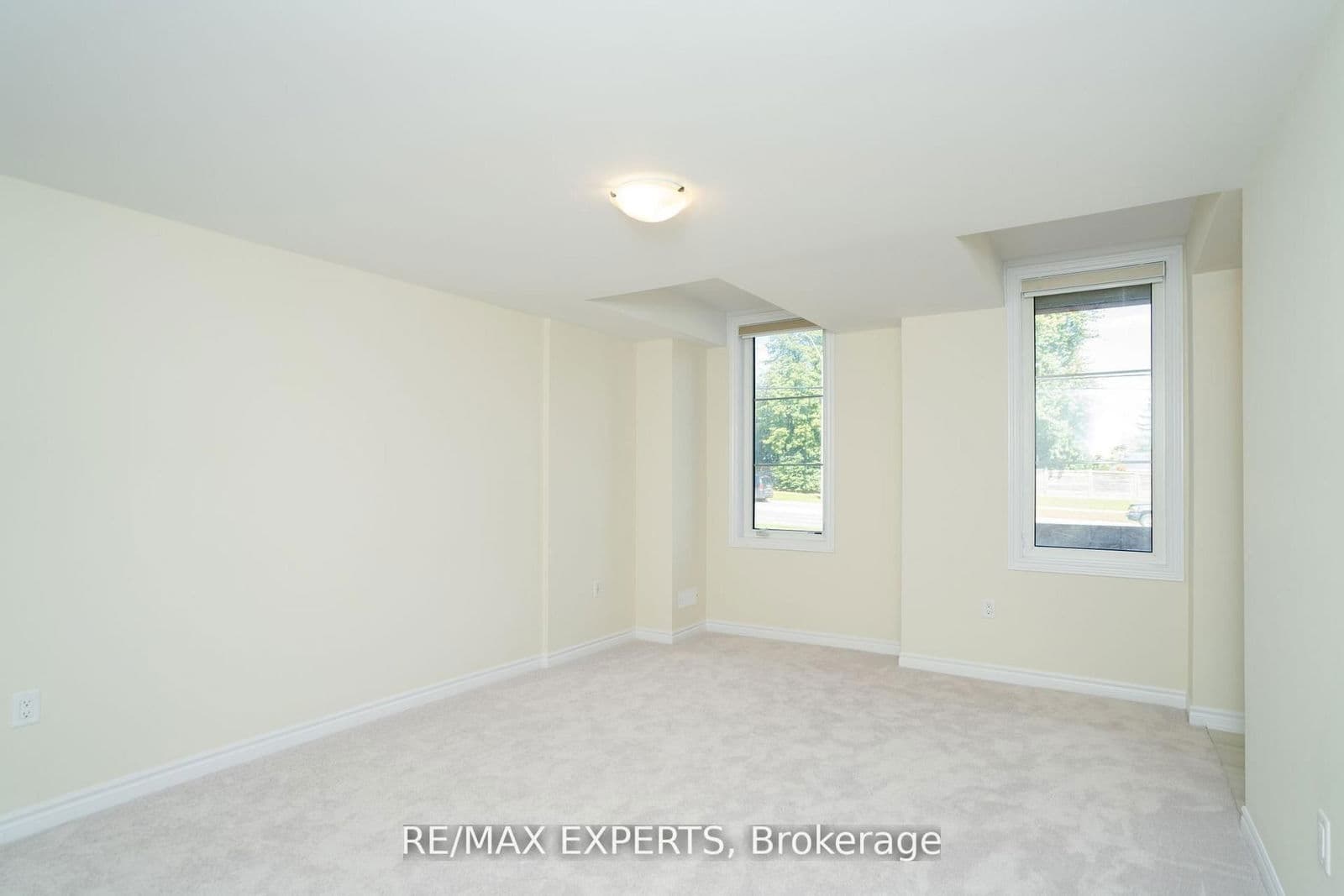 1455 NATIONAL COMMON Crescent, Burlington, ON L7P 0V7 - photo 22 of 27