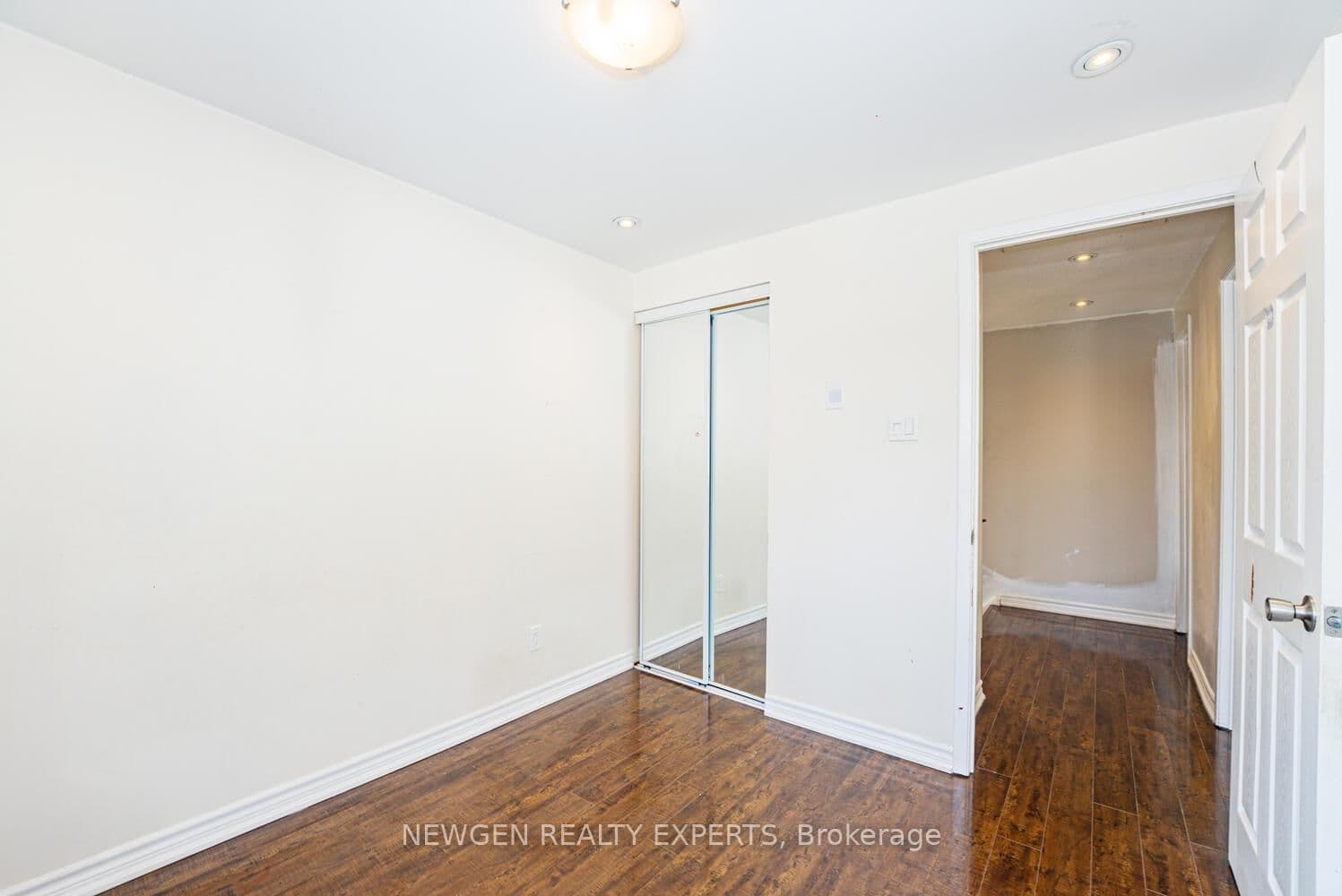 1 Jacobs Square, Brampton, ON L6S 2M4 - photo 19 of 40