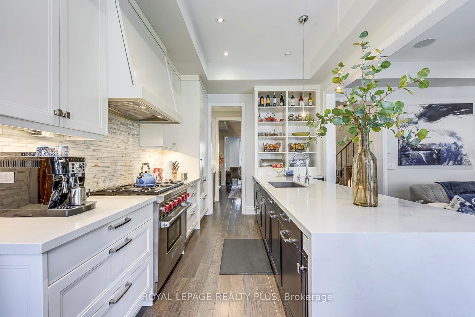 221 Hanover Street, Oakville, ON L6K 0G9 - photo 14 of 50