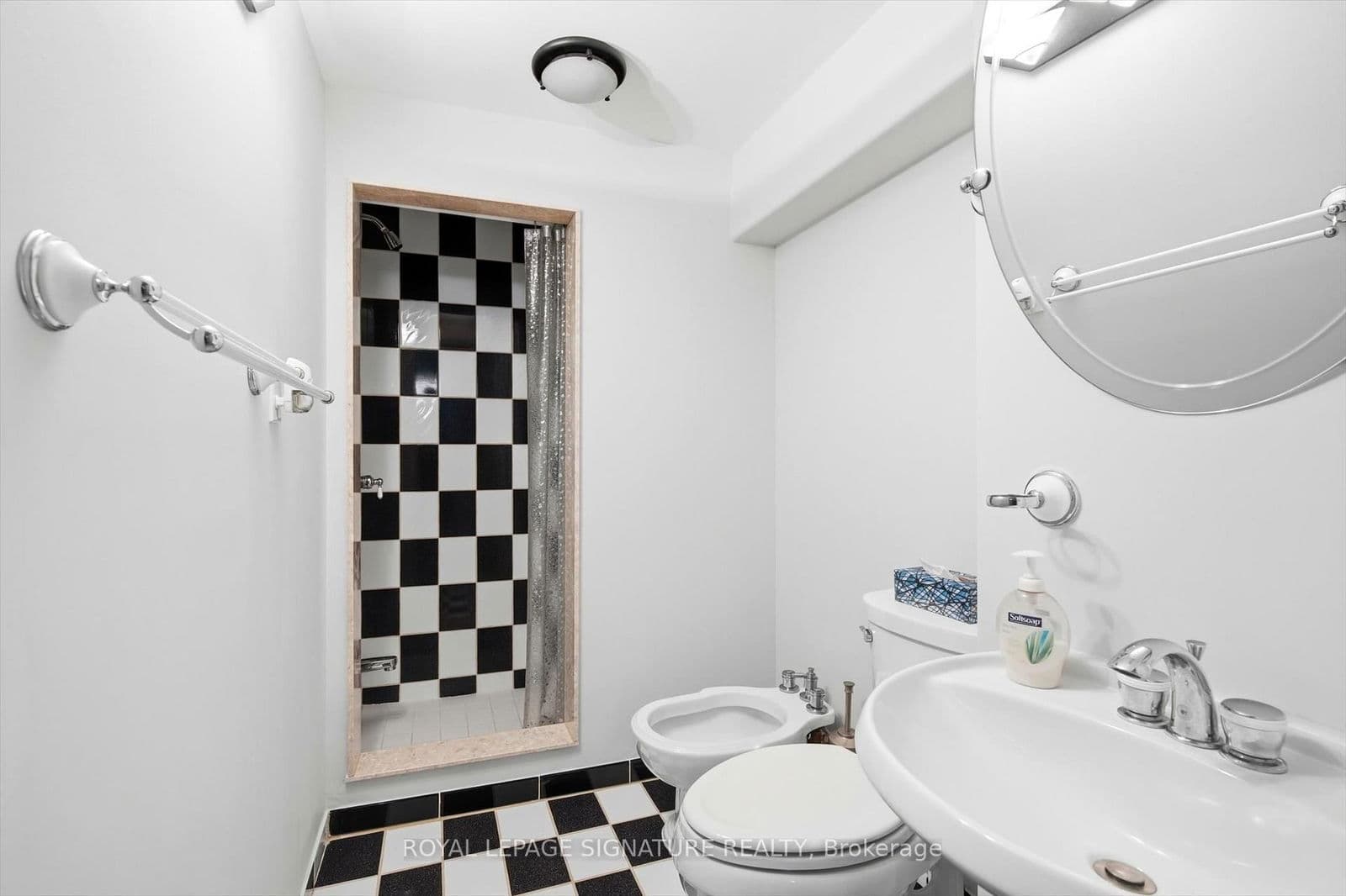 81 Parkside Drive, Brampton, ON L6Y 3A2 - photo 42 of 49