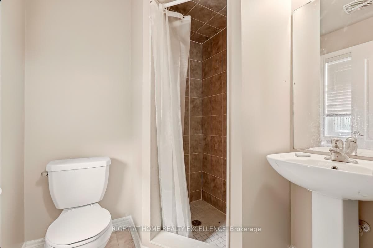 33 October Place, Brampton, ON L6Y 0R6 - photo 18 of 47