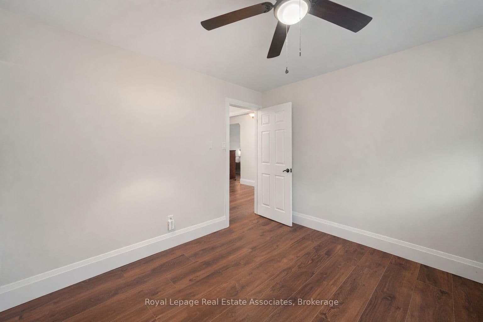 4516 Gullfoot Circle, Mississauga, ON L4Z 2J8 - photo 29 of 37