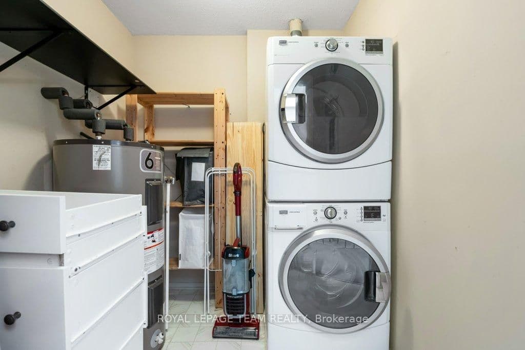 Unit B 6754 Jeanne D'Arc Boulevard, Ottawa, ON K1C 6E9 - photo 30 of 45