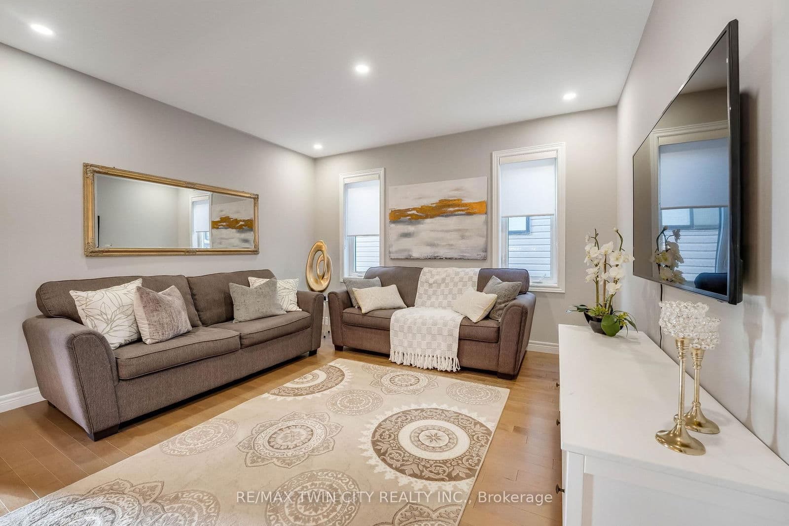 565 Florencedale Crescent, Kitchener, ON N2R 1T6 - photo 14 of 51