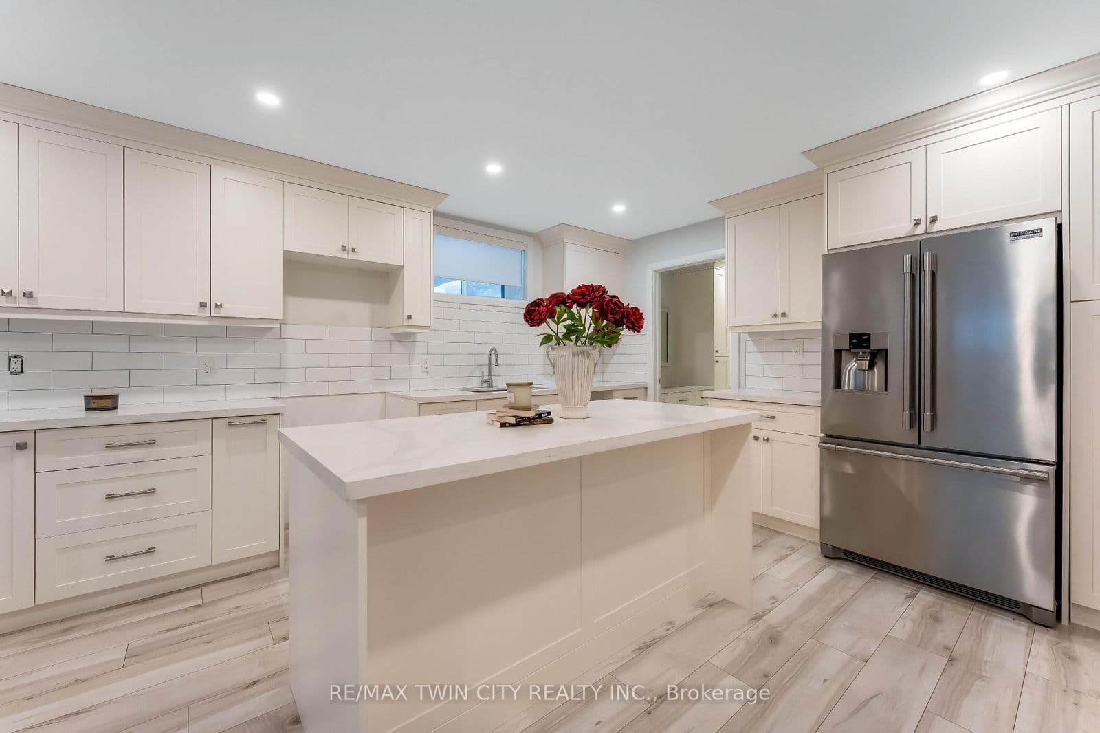 565 Florencedale Crescent, Kitchener, ON N2R 1T6 - photo 31 of 51