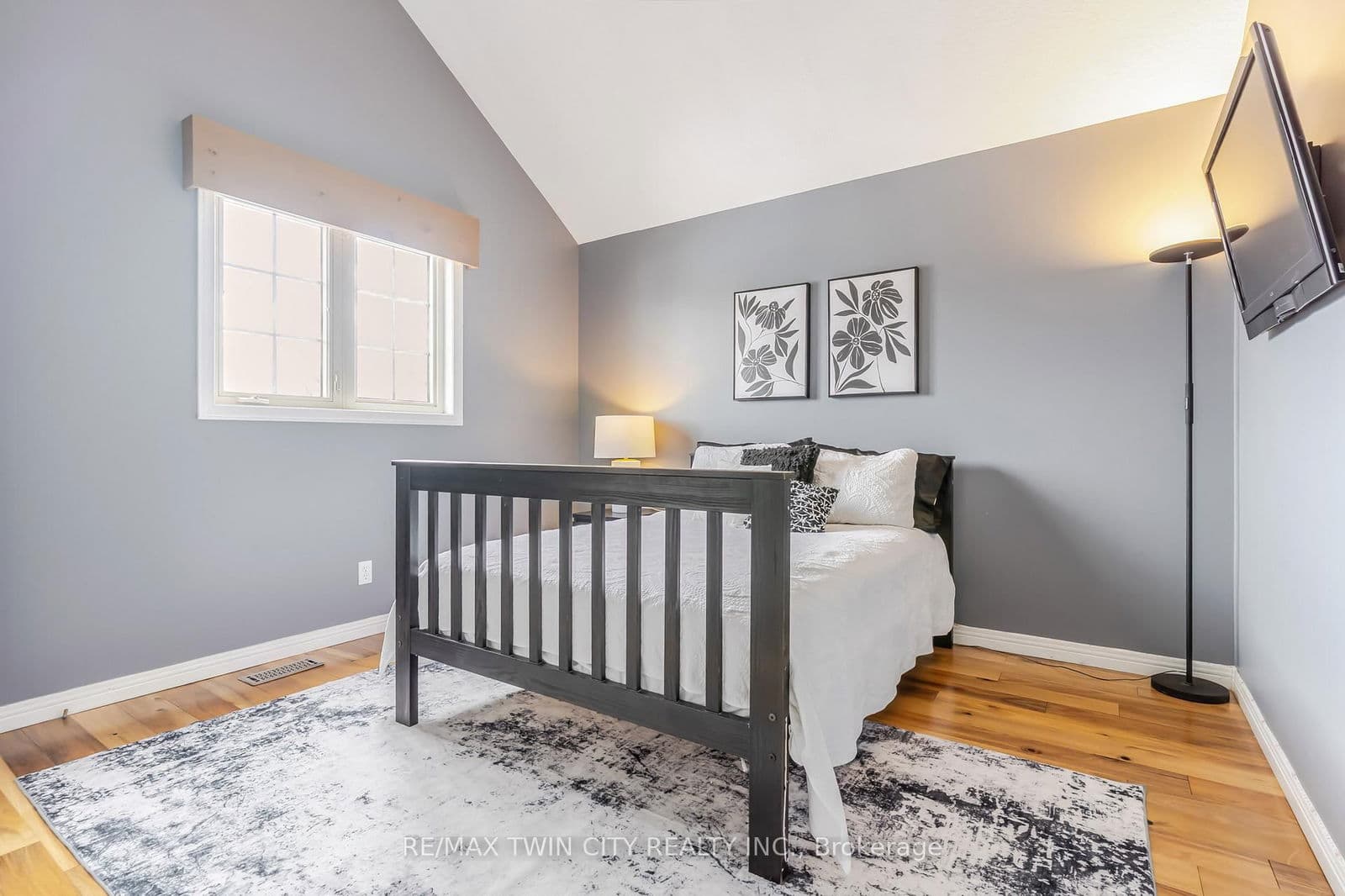 685 COLDSTREAM Drive, Waterloo, ON N2V 2J1 - photo 25 of 41