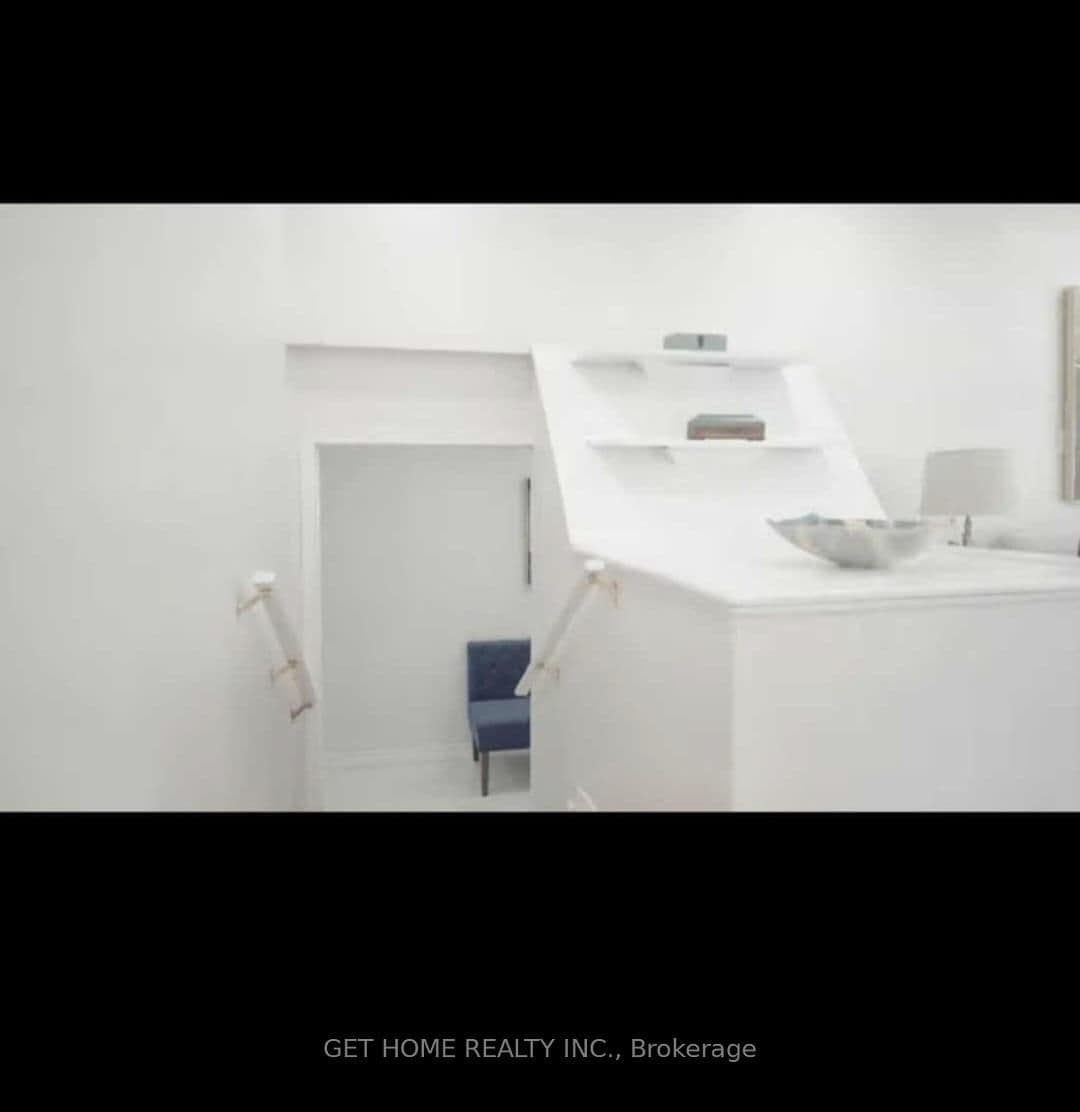 Unit Main 8 Maynard Street, Hamilton, ON L9B 1R8 - photo 4 of 9