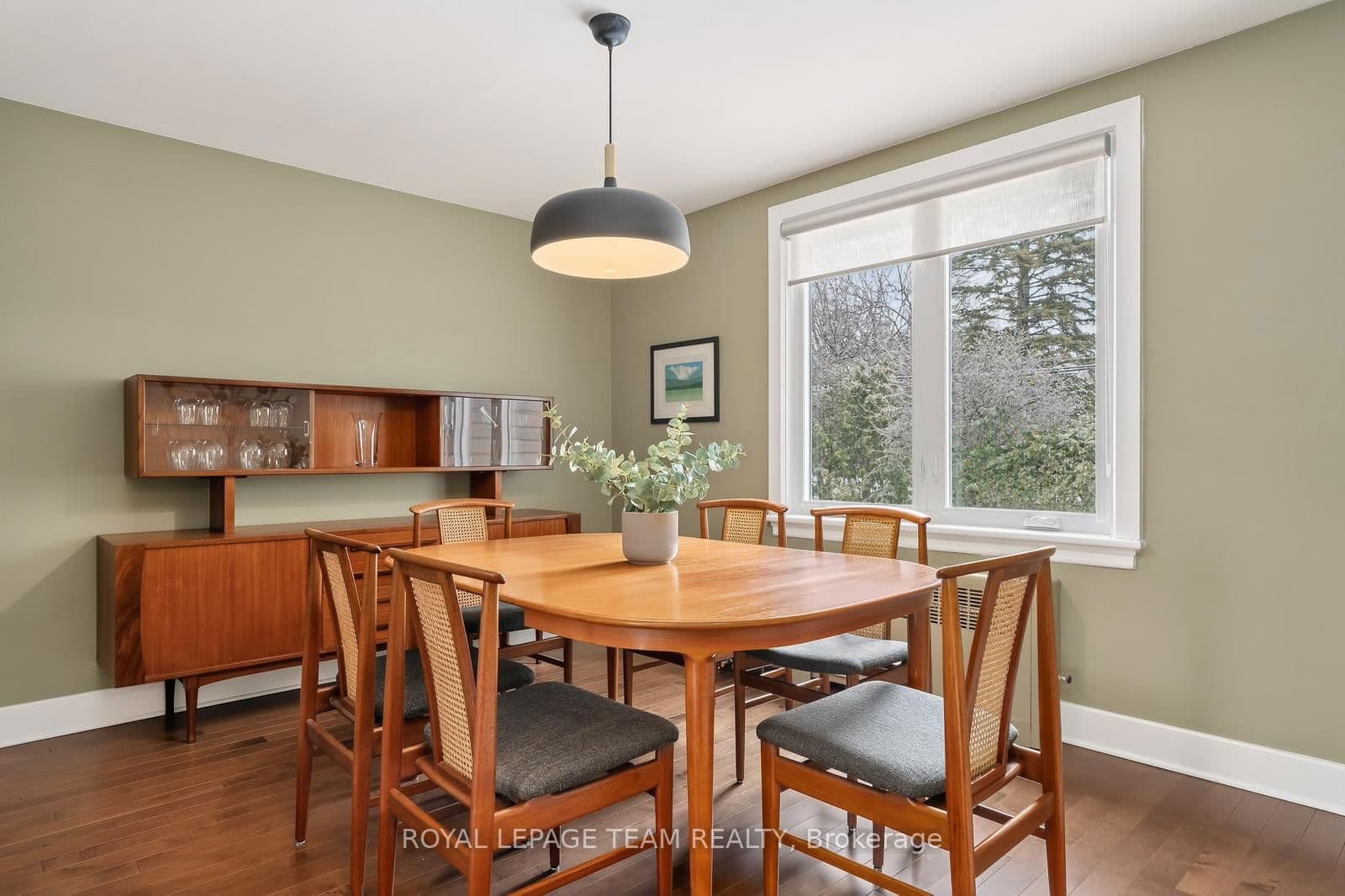 1449 Portal Street, Ottawa, ON K1H 6B6 - photo 6 of 31