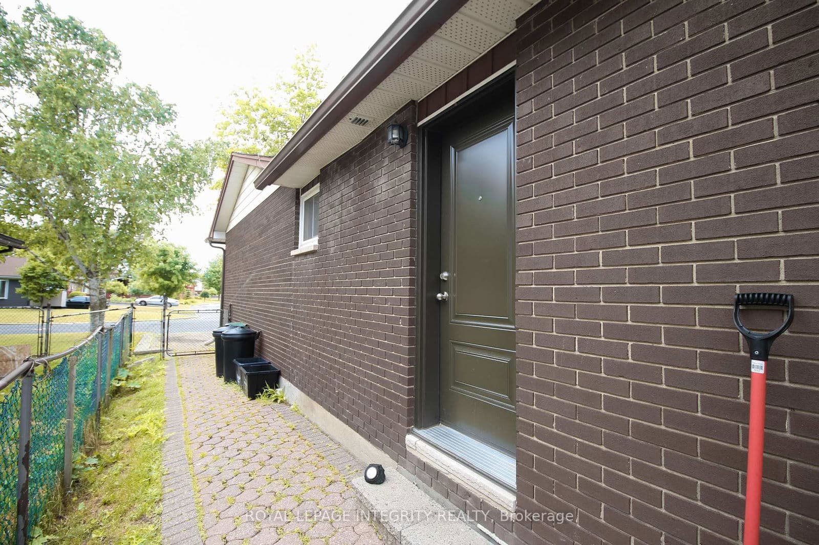 2550 Traverse Drive, Ottawa, ON K1V 9B1 - photo 26 of 33