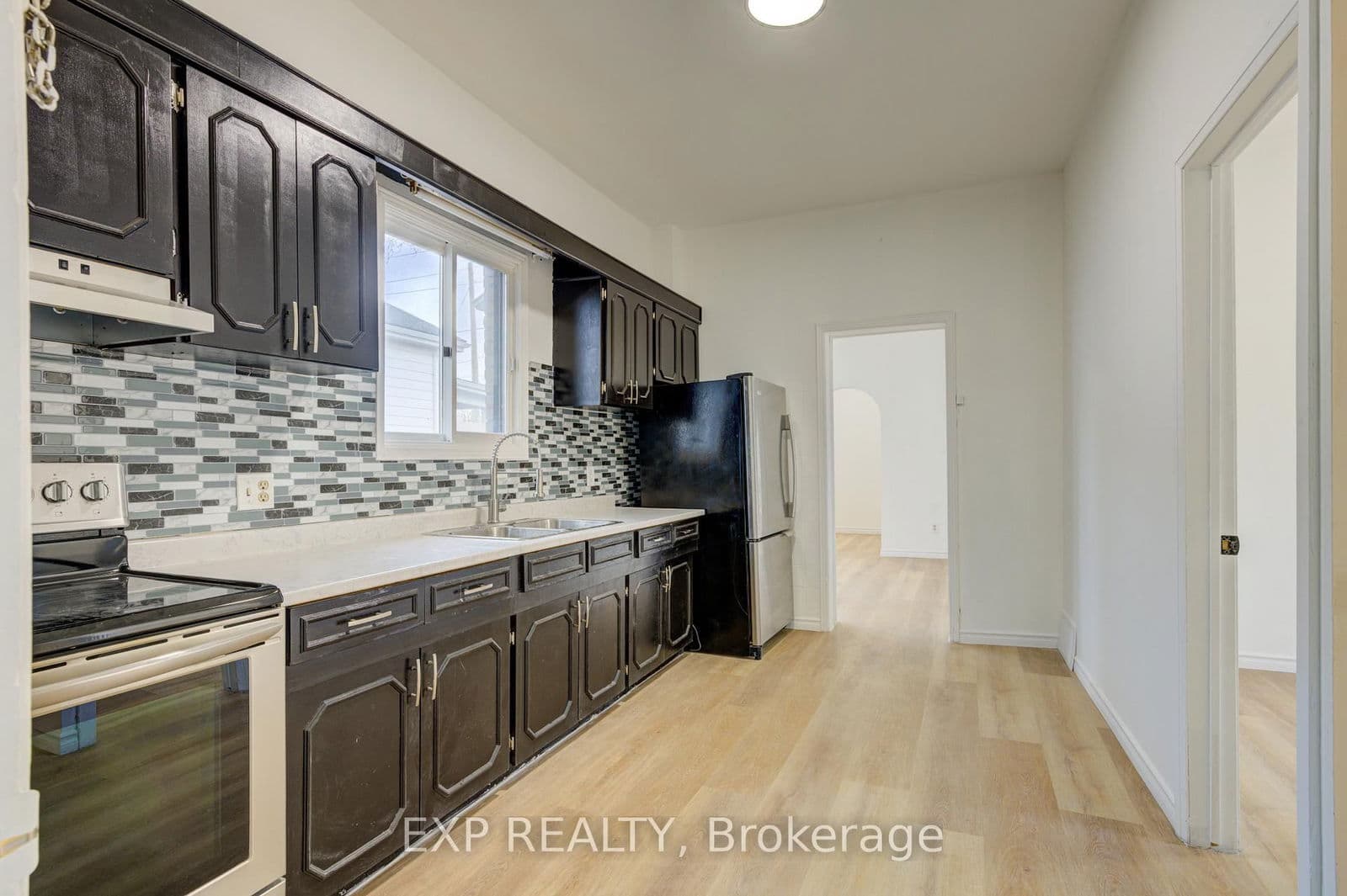 524 Simcoe Street, London East, ON N6B 1K4 - photo 22 of 50